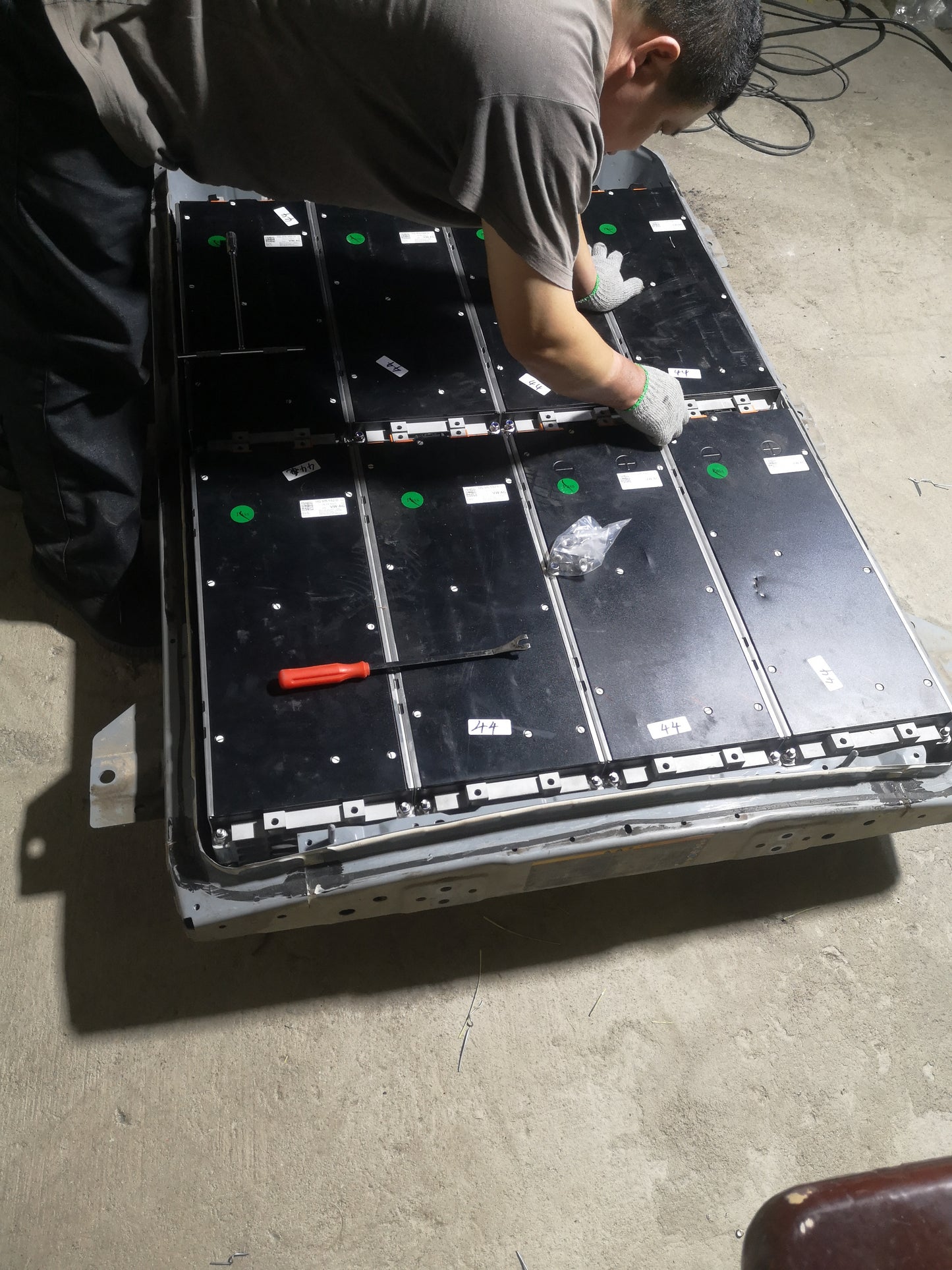 Tesla Battery LFP Full Packs Original for VW Beetle, Kombi, Land Rover and Land Cruiser Tax Free with Shipping